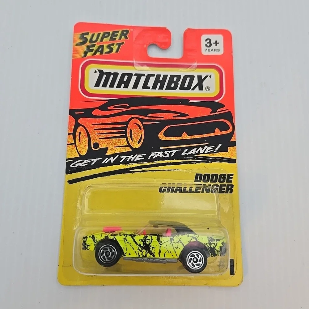 Matchbox Dodge Challenger Yellow‎ 1993 Fast Lane